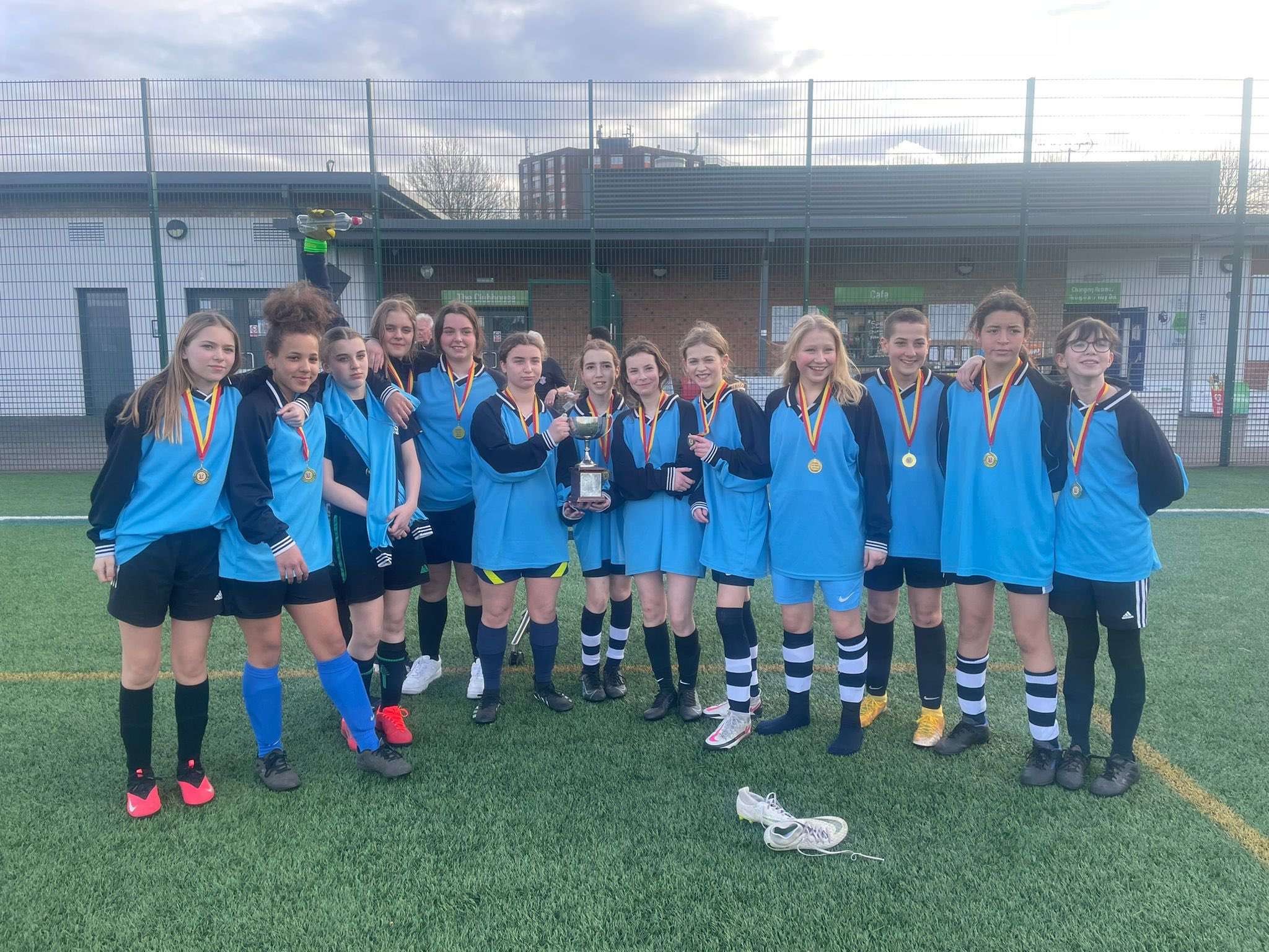 Fortismere U14 Girls - Middlesex Schools FA Stanley Lyle Bowl Winners 2021-22